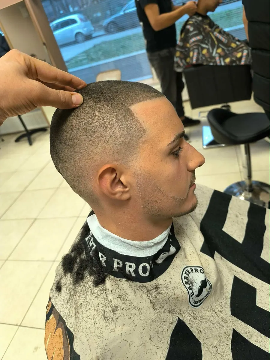 Buzz Cut — Цветан